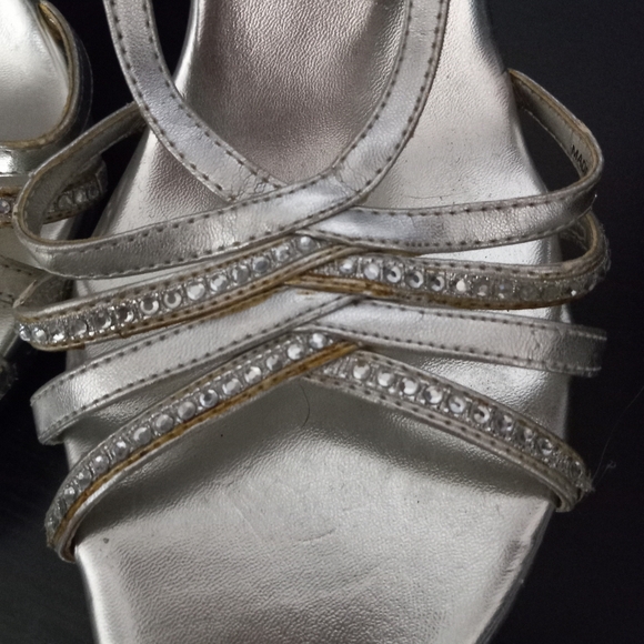 Jacqueline Ferrar Melinda 8.5 Clear Heeled Platform Silver Rhinestone Studded - Picture 3 of 9